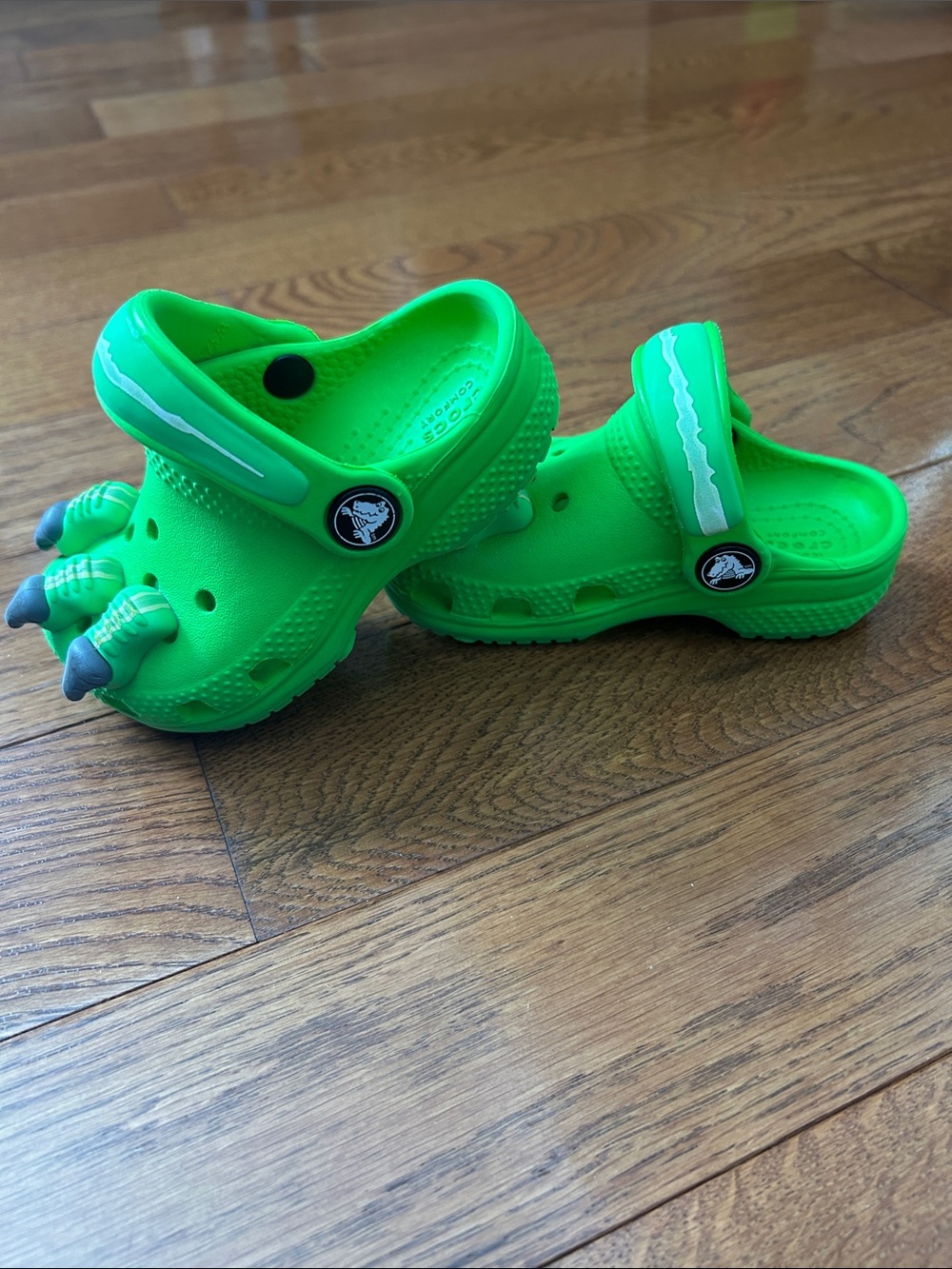 CROCS Classic I Am Dinosaur Slime Green Slip On with Dinosaur Claws Toddler C6 - Picture 7 of 7
